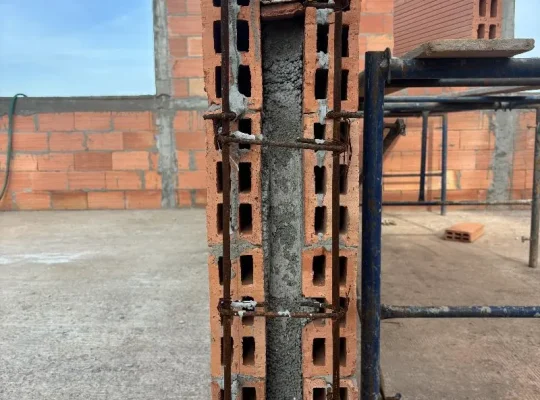 ผนังอิฐ 2 ชั้น | ก่อผนังอิฐเซรามิก 2 ชั้น อิฐเซรามิก อิฐพันปี C-Brick อิฐ มอก. อิฐแดง หลายขนาด ราคา IMG 1678