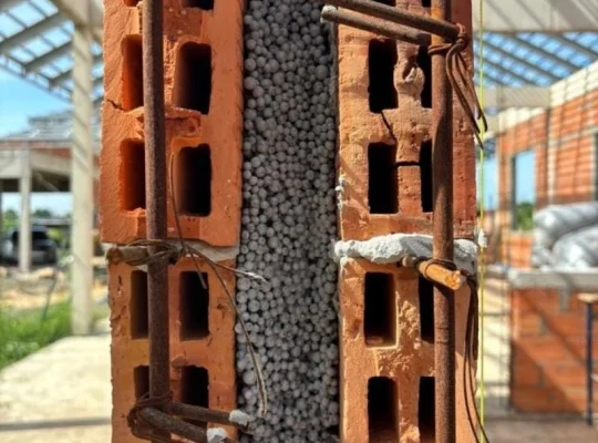 ผนังอิฐ 2 ชั้น | ก่อผนังอิฐเซรามิก 2 ชั้น อิฐเซรามิก อิฐพันปี C-Brick อิฐ มอก. อิฐแดง หลายขนาด ราคา IMG 1781