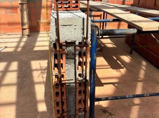 ผนังอิฐ 2 ชั้น | ก่อผนังอิฐเซรามิก 2 ชั้น อิฐเซรามิก อิฐพันปี C-Brick อิฐ มอก. อิฐแดง หลายขนาด ราคา IMG 1784