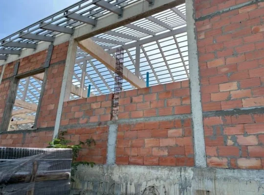 ผนังอิฐ 2 ชั้น | ก่อผนังอิฐเซรามิก 2 ชั้น อิฐเซรามิก อิฐพันปี C-Brick อิฐ มอก. อิฐแดง หลายขนาด ราคา อิฐเซรามิกกันเสียง