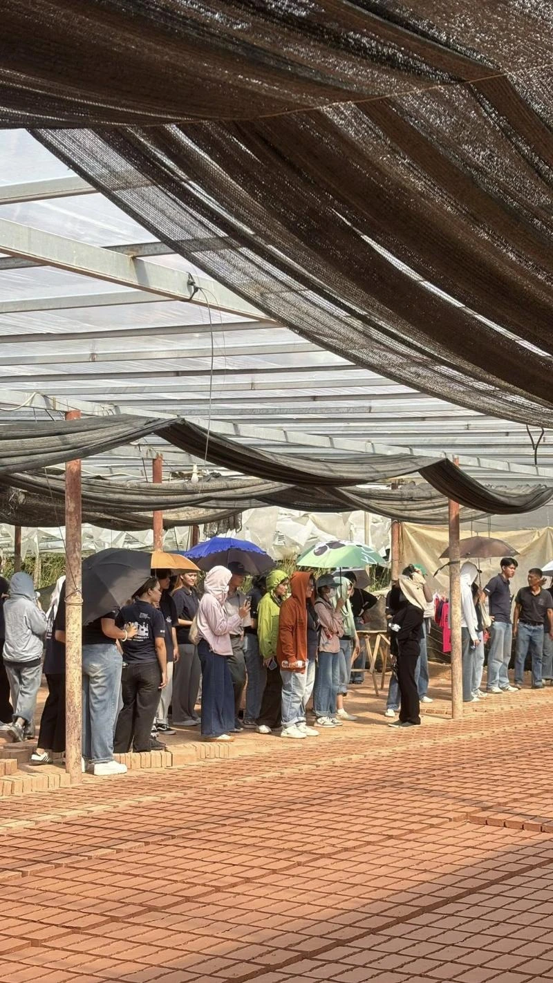 โรงงานผลิตอิฐ